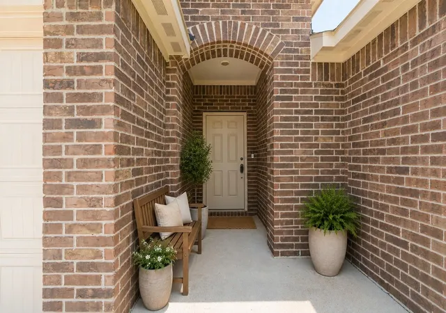 2nd image of 9903 Little Walnut Ln, Tomball, TX 77375 | MLS# 44230653