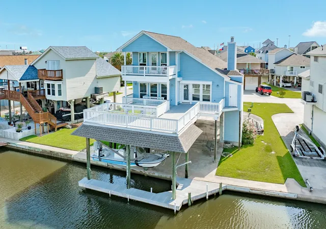 41st image of 325 Admiral Cir, Galveston, TX 77554 | MLS# 98736920