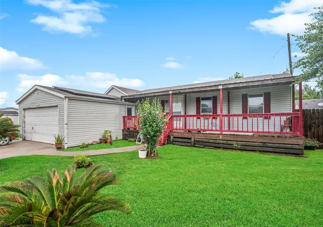 Photo 1 of Single family home for sale at 2522 Joseph Pine Ln, Houston, TX 77088 | MLS# 12239989 | Listing updated on 2026-08-06