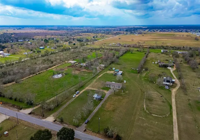 34th image of 9820 Oberrender Rd, Needville, TX 77461 | MLS# 62037408