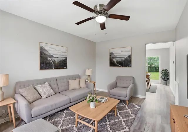Photo 3 of Single family home for sale at 14519 Draycott Ln, Houston, TX 77045 | MLS# 81812885 | Listing updated on 2026-09-23