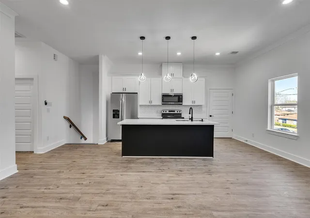 5th image of 8611-8613 Manus, Houston, TX 77093 | MLS# 82285041