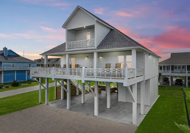 3rd image of 2301 Trinidad Dr, Port Bolivar, TX 77650 | MLS# 59265676