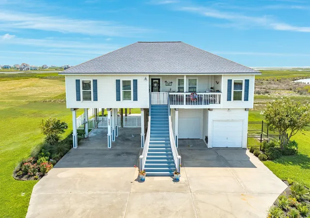 Photo 1 of Single family home for sale at 3610 Indian Beach Dr, Galveston, TX 77554 | MLS# 79078644 | Listing updated on 2026-09-16