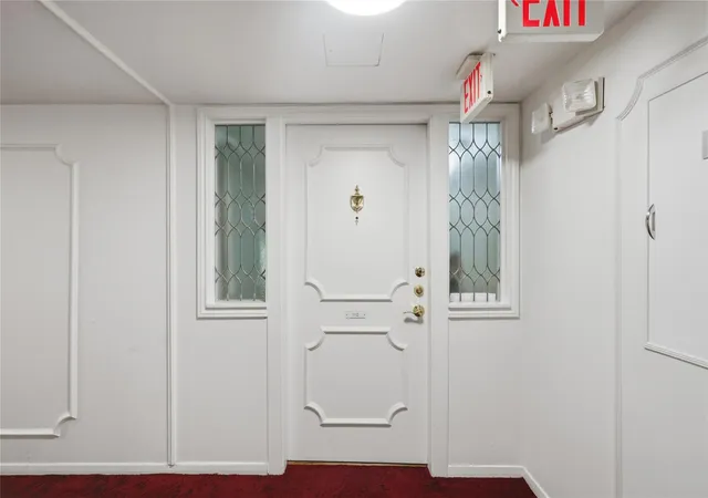 4th image of 5050 Ambassador Wy #112, Houston, TX 77056 | MLS# 21112691
