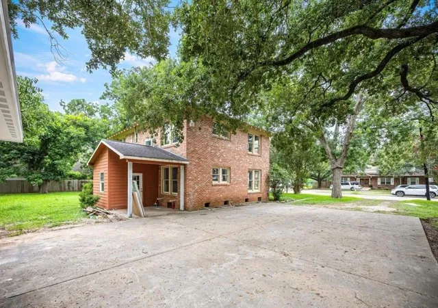 5th image of 212 W Alabama St, Wharton, TX 77488 | MLS# 15614883