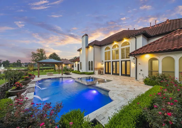 1st image of 19 Sanctuary Trail, Missouri City, TX 77459 | MLS# 87472732