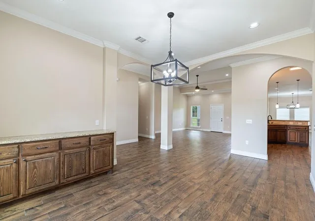 5th image of 201 Silver Spur Dr, Lufkin, TX 75904 | MLS# 92444805