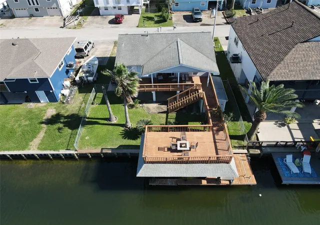 2nd image of 1006 Redfish St, Bayou Vista, TX 77563 | MLS# 30328151