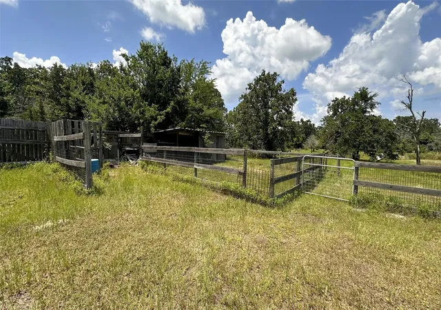 Homes for sale in Bedias, TX | 3107 Bob Mathews St, Bedias, TX 77831 | MLS# 57496069