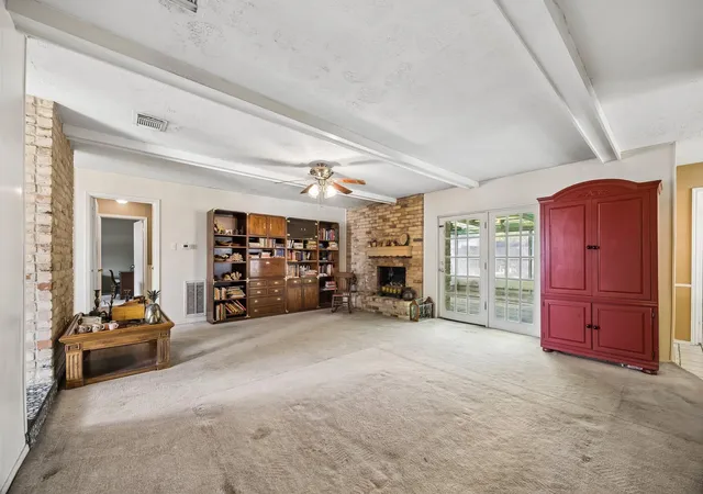 Photo 4 of Sale Pending at 11302 Brighton Ln, Meadows Place, TX 77477 | MLS# 27170228 | Listing updated on 2026-10-03