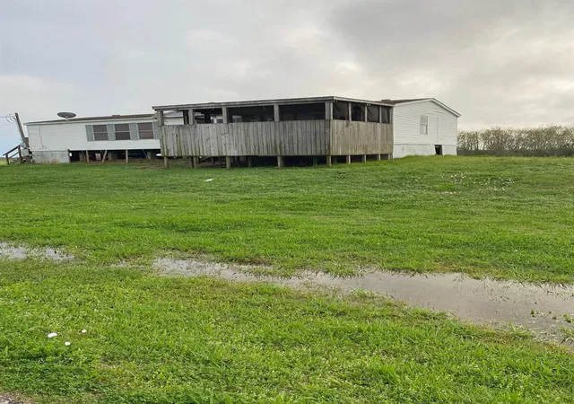 Photo 2 of Single family home for sale at 5130 County Rd 868e, Brazoria, TX 77422 | MLS# 50059875 | Listing updated on 2026-09-23