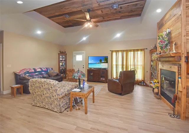 4th image of 115 Pr 5250, Warren, TX 77664 | MLS# 56026325