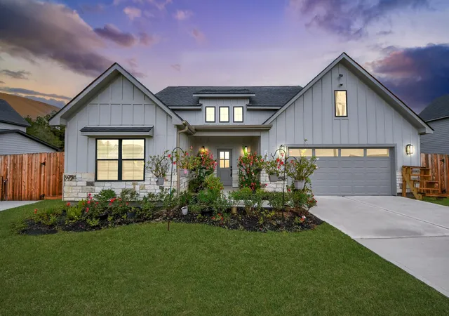 Photo 1 of Single family home for sale at 12015 Rockview Dr, Conroe, TX 77306 | MLS# 5348288 | Listing updated on 2026-08-30