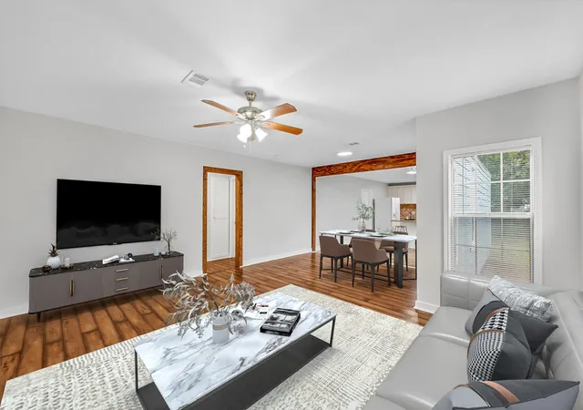Photo 3 of Single family home for sale at 5310 Claremont St, Houston, TX 77023 | MLS# 94981289 | Listing updated on 2026-08-25