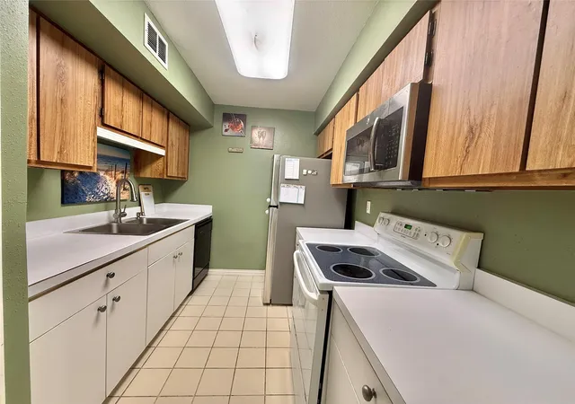 Photo 1 of Condo for sale at 3220 69th Street #D3, Galveston, TX 77551 | MLS# 13845038 | Listing updated on 2026-09-07