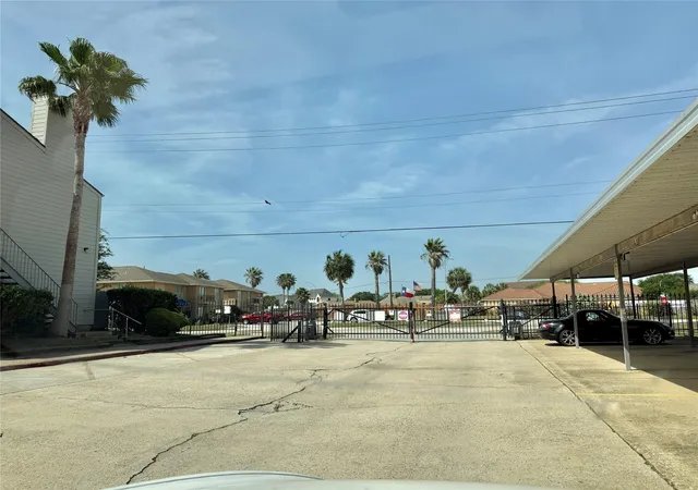 Photo 3 of Condo for sale at 3220 69th Street #D3, Galveston, TX 77551 | MLS# 13845038 | Listing updated on 2026-09-07