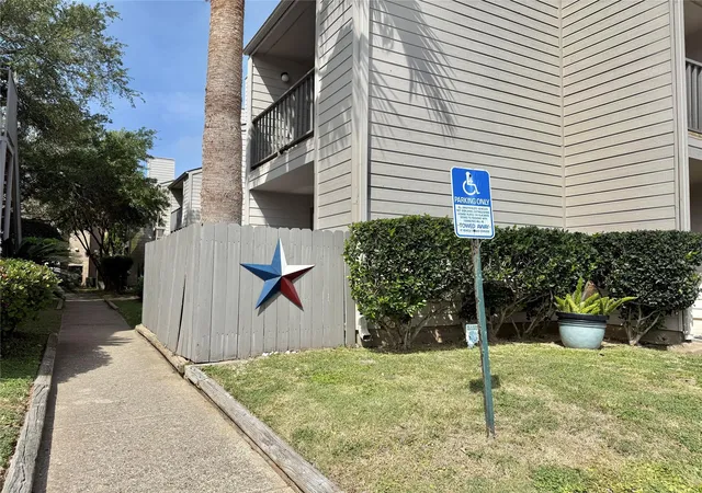 Photo 4 of Condo for sale at 3220 69th Street #D3, Galveston, TX 77551 | MLS# 13845038 | Listing updated on 2026-09-07