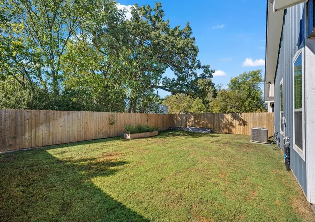 18th image of 507 Walnut St, Bryan, TX 77803 | MLS# 24976574