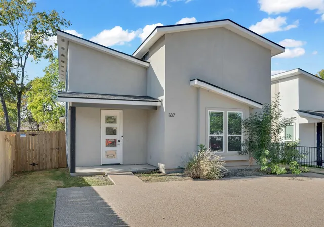 1st image of 507 Walnut St, Bryan, TX 77803 | MLS# 24976574