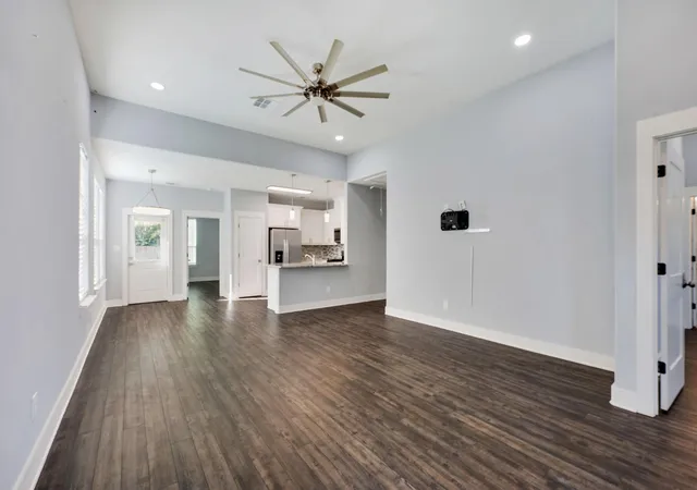 2nd image of 507 Walnut St, Bryan, TX 77803 | MLS# 24976574