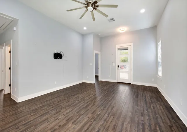 3rd image of 507 Walnut St, Bryan, TX 77803 | MLS# 24976574