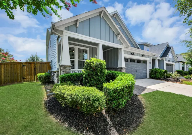 Photo 3 of Townhouse for sale at 11650 Tranquility Summit Dr, Cypress, TX 77433 | MLS# 2792591 | Listing updated on 2026-08-23