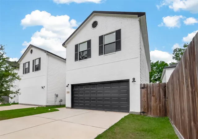 Homes for sale in Houston, TX | 8725 Compton St, Houston, TX 77016 | MLS# 63494954