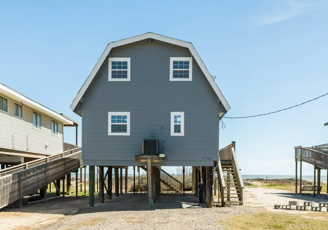 2nd image of 2730 Swan Ct, Freeport, TX 77541 | MLS# 72975667
