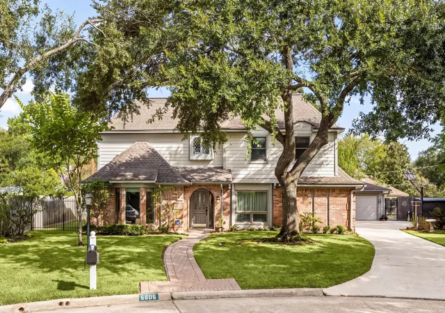 Photo 3 of Single family home for sale at 6806 Billingham Ct, Spring, TX 77379 | MLS# 66271490 | Listing updated on 2026-09-12