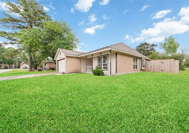 Homes for sale in Tomball, TX | 1002 Afton Ct, Tomball, TX 77375 | MLS# 6923990