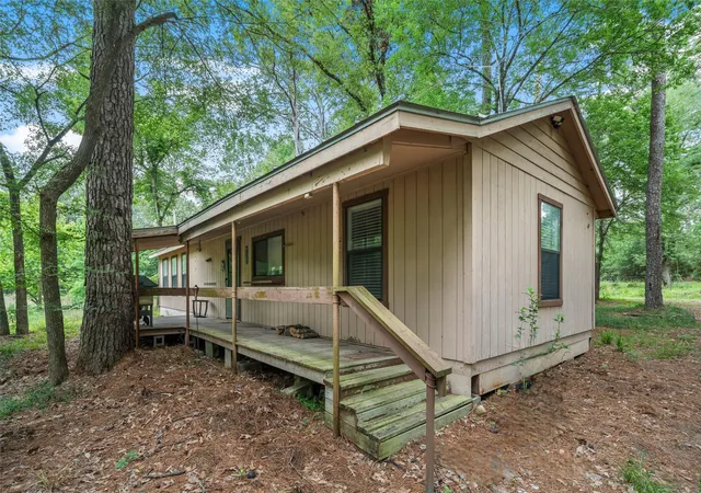 Homes for sale in Navasota, TX | 6071 County Road 448, Navasota, TX 77868 | MLS# 50930070