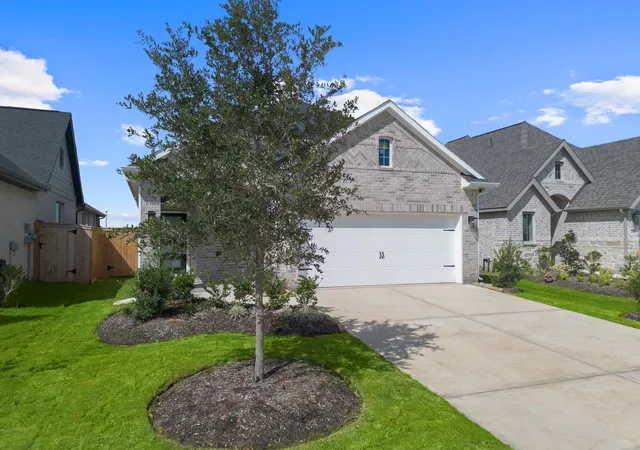 Photo 3 of Single family home for sale at 2858 Orange Leaf Dr, Fulshear, TX 77423 | MLS# 84288316 | Listing updated on 2026-09-07