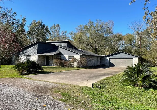 1st image of 176 Circle Dr, Onalaska, TX 77360 | MLS# 39872583