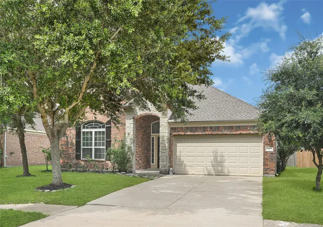 Homes for sale in Rosenberg, TX | 4702 Sedgewood Dr, Rosenberg, TX 77471 | MLS# 76947628