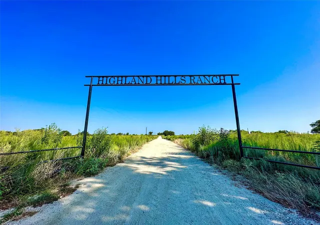 2nd image of Lot 39 Lcr 721, Kosse, TX 76653 | MLS# 65445339