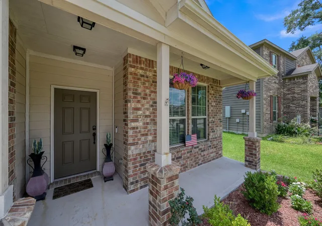 Homes for sale in Conroe, TX | 2159 Lost Timbers Dr, Conroe, TX 77304 | MLS# 14640529