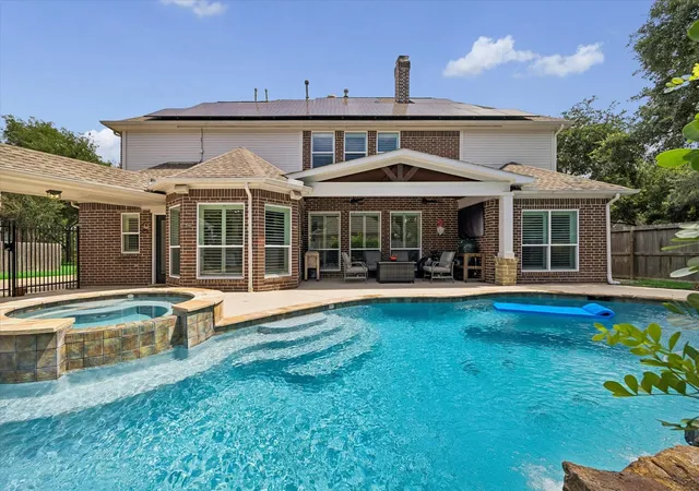 1st image of 26 Epping Forest Wy, Sugar Land, TX 77479 | MLS# 48948079