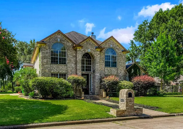 1st image of 9822 El Chaco St, Baytown, TX 77521 | MLS# 49350653