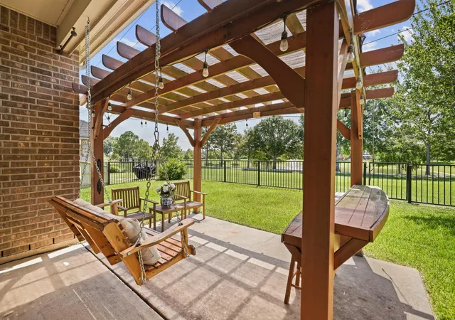 2nd image of 2634 Night Song Dr, Pearland, TX 77584 | MLS# 74648506