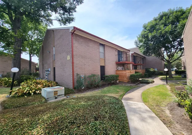 Homes for sale in Houston, TX | 12955 Woodforest Blvd #15, Houston, TX 77015 | MLS# 72715035