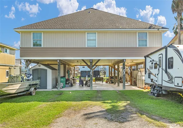 2nd image of 115 Driftwood Rd, Freeport, TX 77541 | MLS# 2261026
