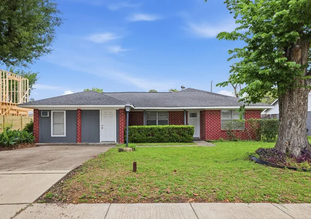 2nd image of 10922 Ivyridge Rd, Houston, TX 77043 | MLS# 22636772