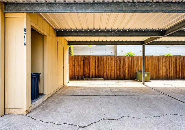 39th image of 8714 Wilcrest Dr #8714, Houston, TX 77099 | MLS# 92543664