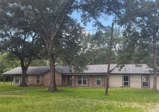 1st image of 9950 Oak Tree Dr, Conroe, TX 77303 | MLS# 30507118