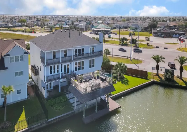 45th image of 1 S Pintail St, La Marque, TX 77568 | MLS# 15815054
