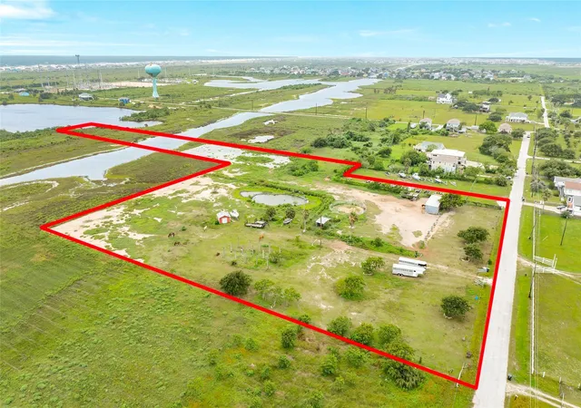 2nd image of 12123 Ostermeyer Rd, Galveston, TX 77554 | MLS# 39905087