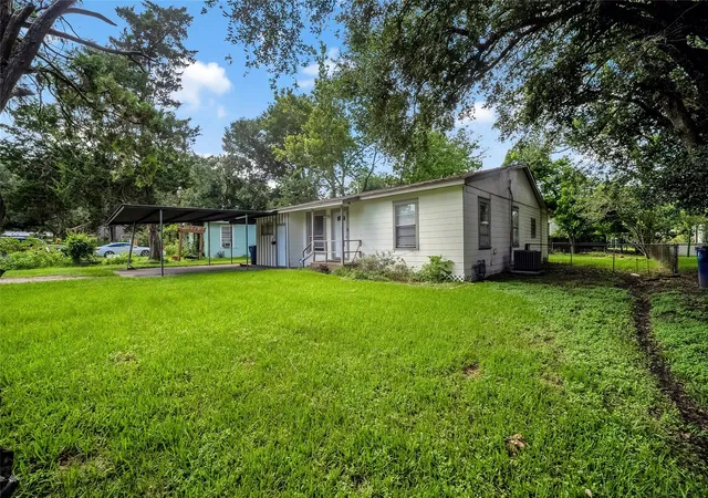 Photo 2 of Single family home for sale at 705 Akers St, Angleton, TX 77515 | MLS# 72740530 | Listing updated on 2026-09-16