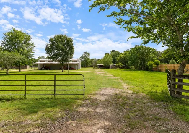 1st image of 4711 Baker Rd, Needville, TX 77461 | MLS# 31244152