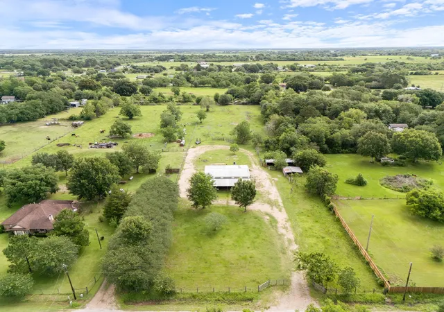 3rd image of 4711 Baker Rd, Needville, TX 77461 | MLS# 31244152